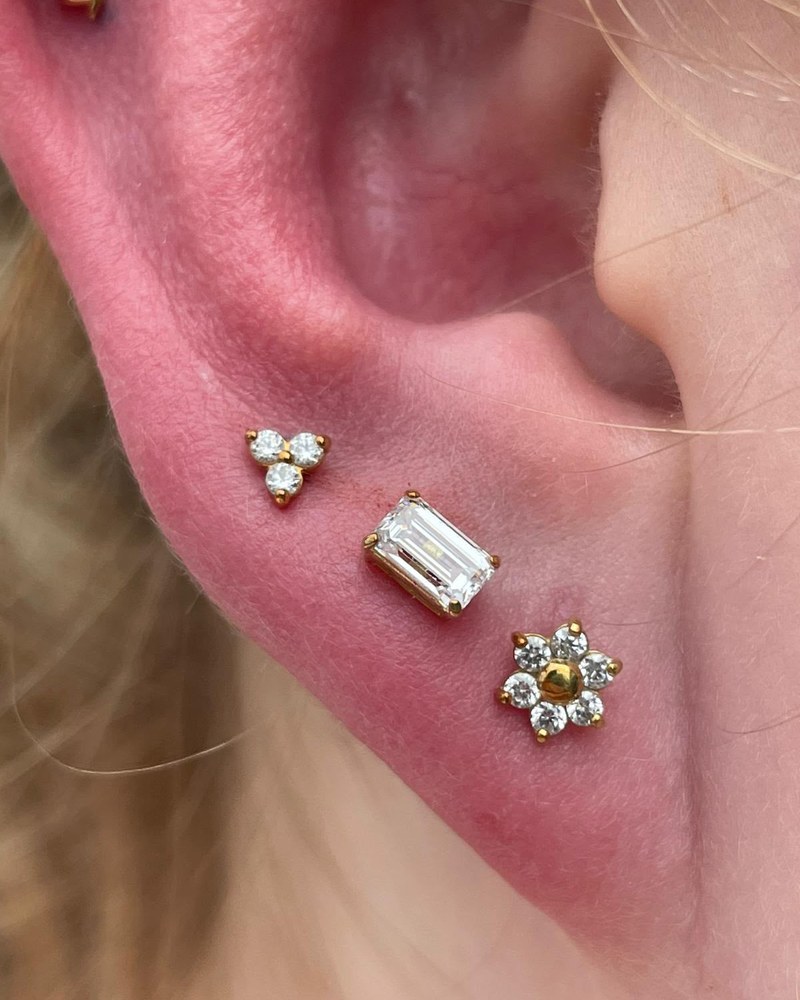 Piercing jewellery and ear styling, photograph 5